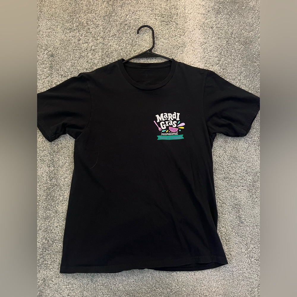 Universal Mardi Gras tshirt